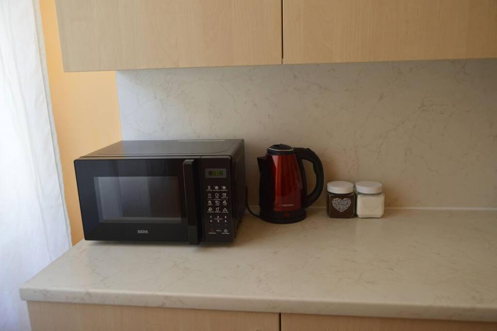 Spacious Old Town Family Peachy 2 Bedrooms Apartment, Nearby The Riga Presidential Castle Exterior foto