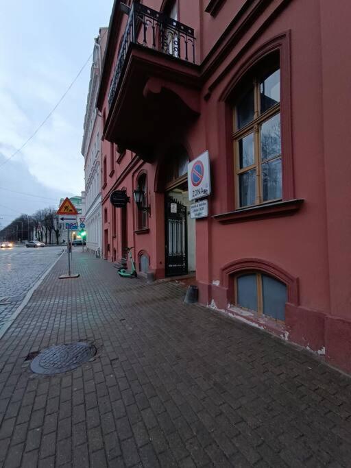 Spacious Old Town Family Peachy 2 Bedrooms Apartment, Nearby The Riga Presidential Castle Exterior foto
